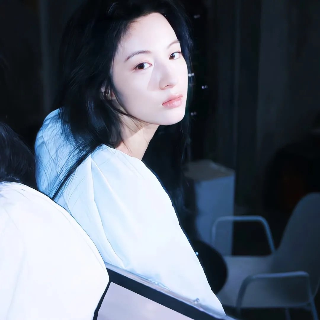 双生疑云